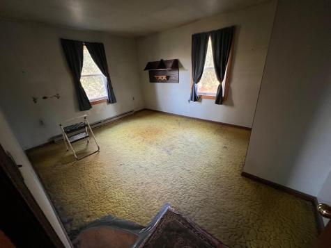28 Nokomis Way Newport ME 04953