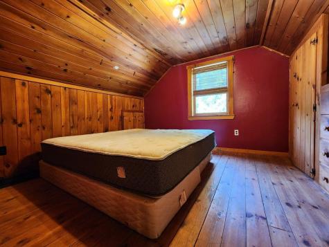 689 Todds Corner Road Saint Albans ME 04971