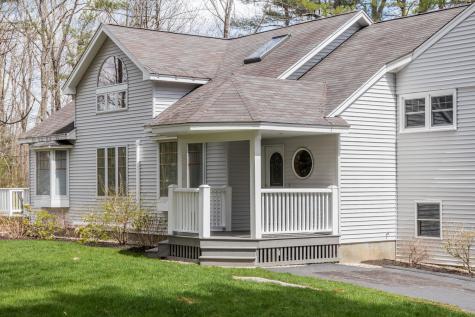 379 Middle Road Falmouth ME 04105