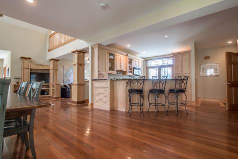 379 Middle Road Falmouth ME 04105