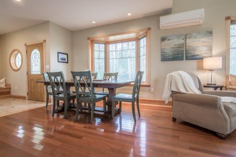 379 Middle Road Falmouth ME 04105