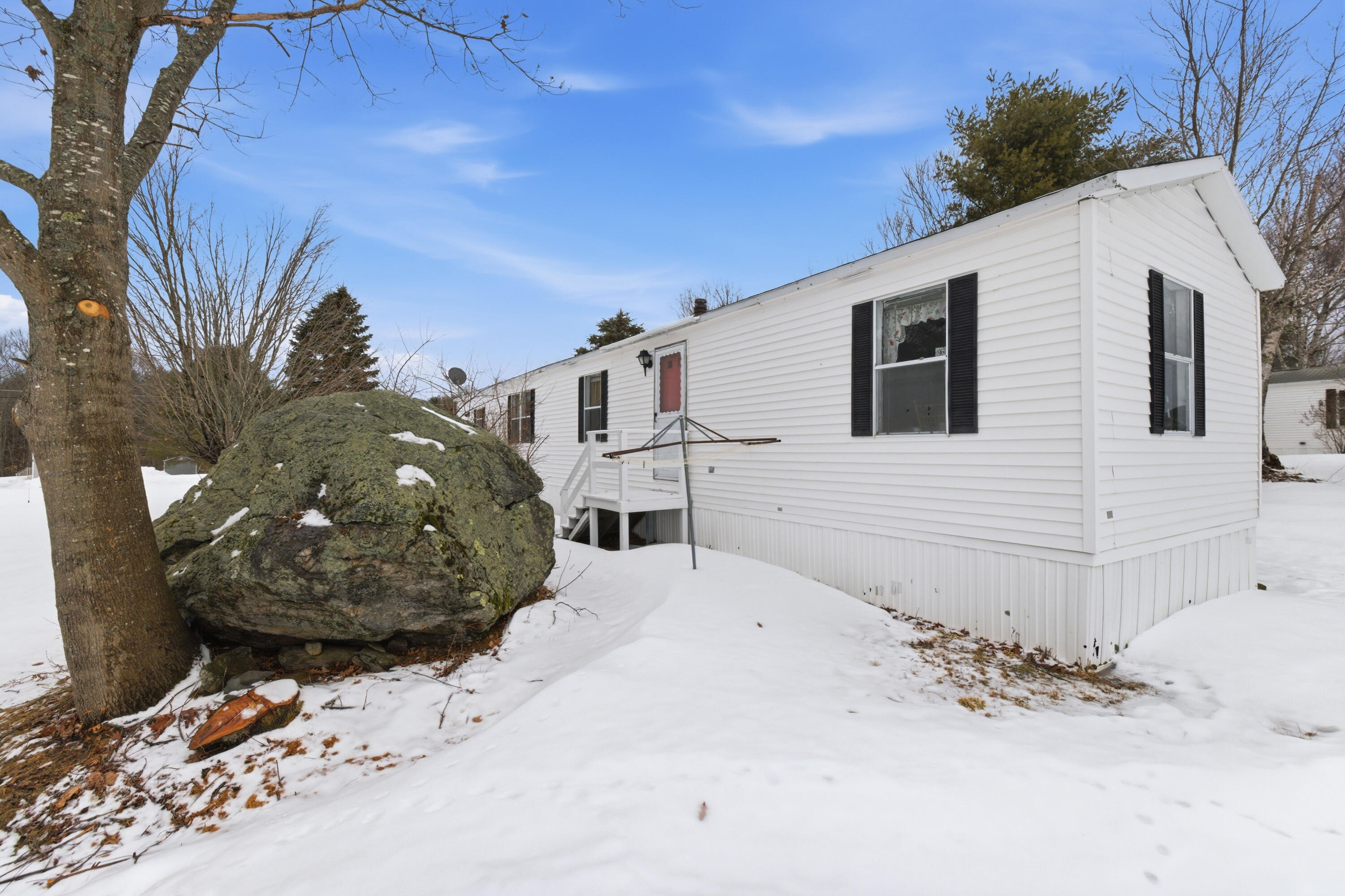 87 Pleasant Hill Road Limerick ME 04048