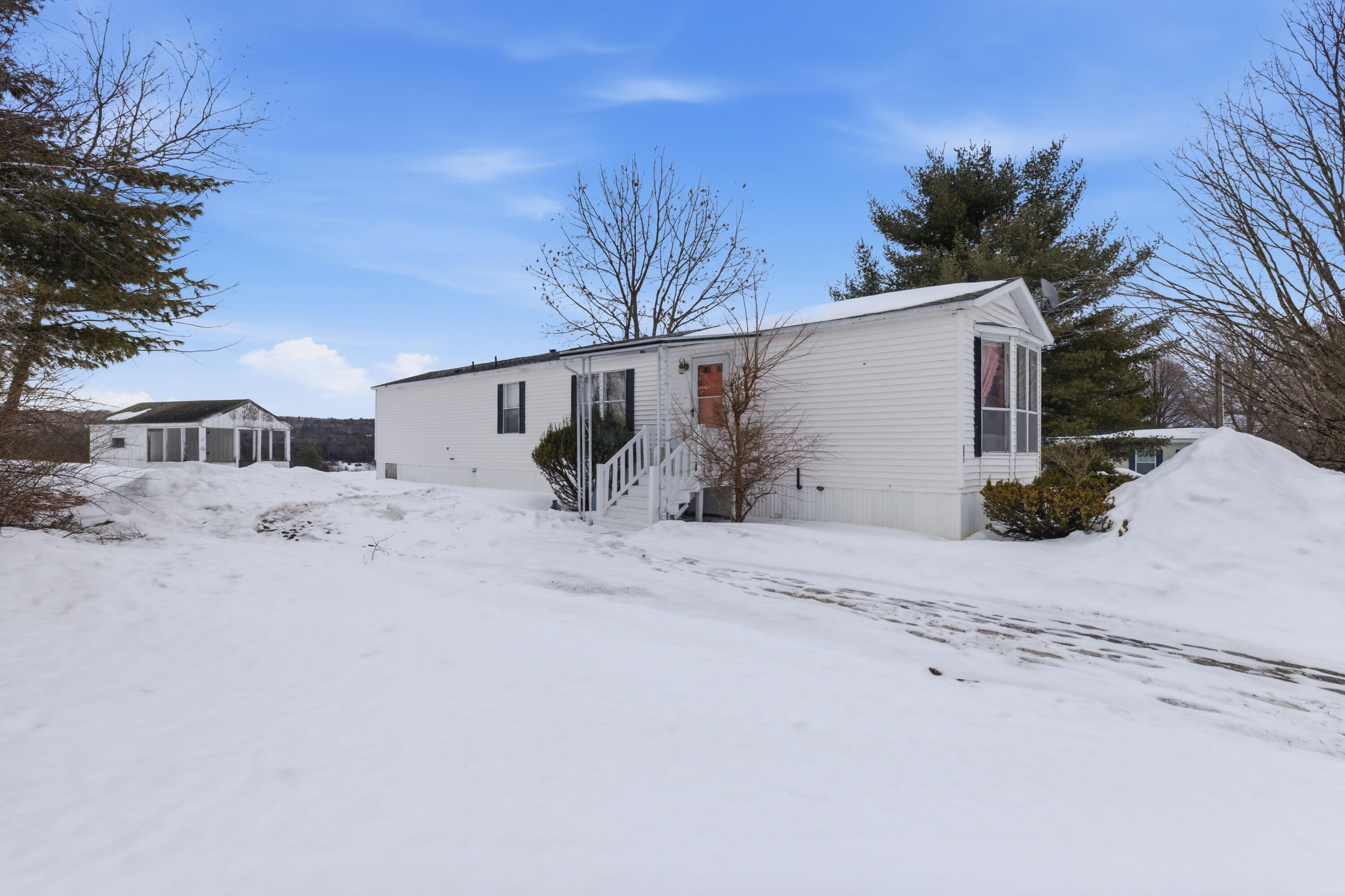 87 Pleasant Hill Road Limerick ME 04048