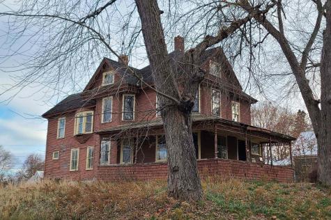 74 Pine Street Madison ME 04950