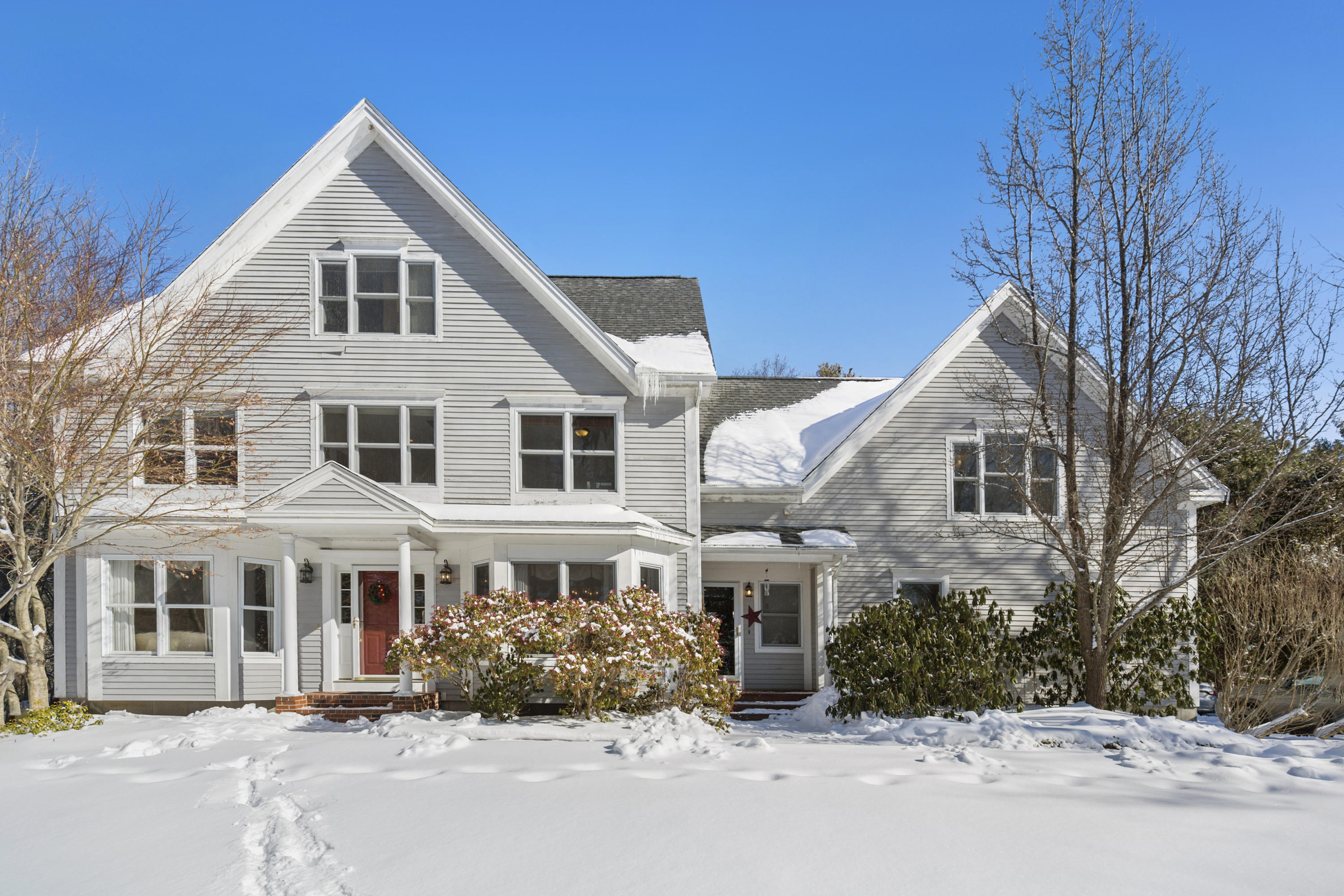 3 Carriage Road Falmouth ME 04105