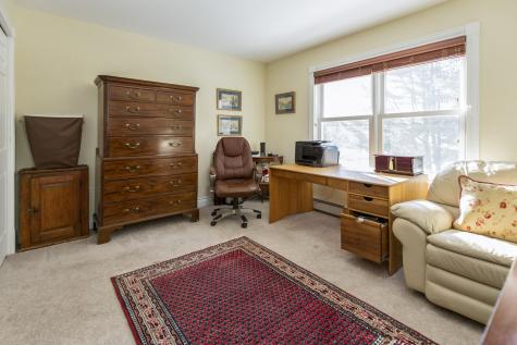 3 Carriage Road Falmouth ME 04105