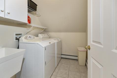 3 Carriage Road Falmouth ME 04105