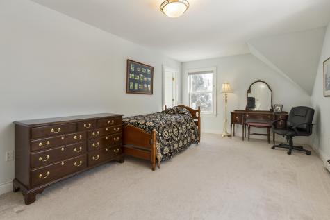 3 Carriage Road Falmouth ME 04105