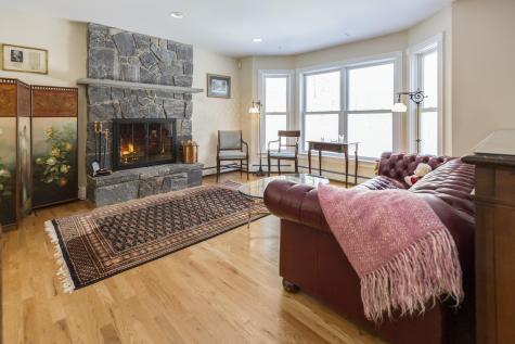 3 Carriage Road Falmouth ME 04105