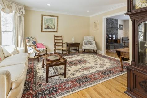 3 Carriage Road Falmouth ME 04105