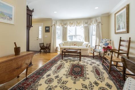 3 Carriage Road Falmouth ME 04105