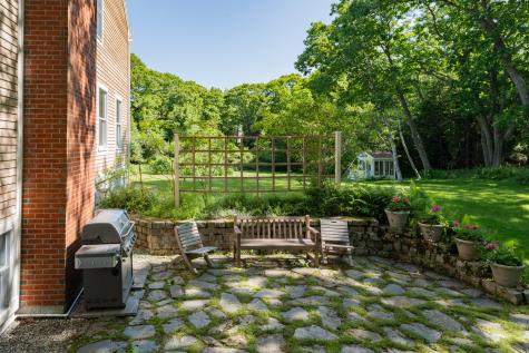 175 Two Lights Road Cape Elizabeth ME 04107