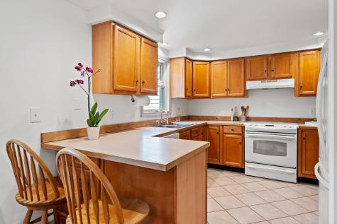 175 Two Lights Road Cape Elizabeth ME 04107