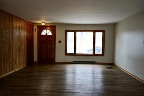 7 North Street Newport ME 04953