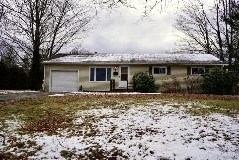 7 North Street Newport ME 04953