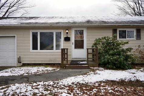 7 North Street Newport ME 04953