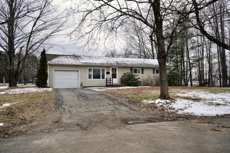 7 North Street Newport ME 04953