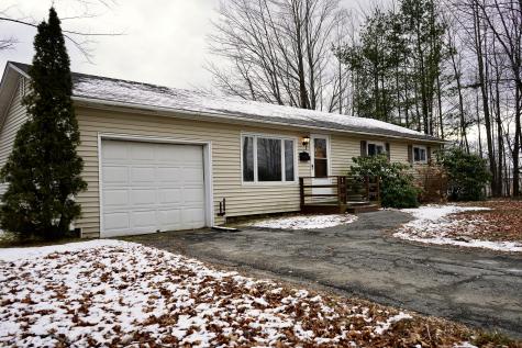 7 North Street Newport ME 04953