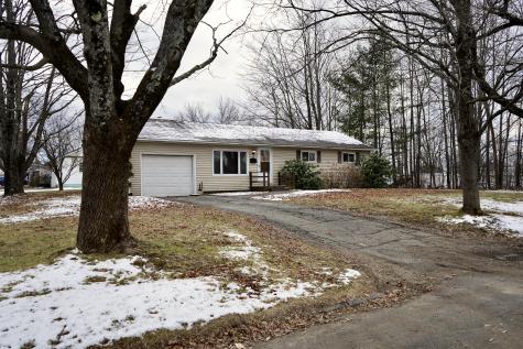 7 North Street Newport ME 04953