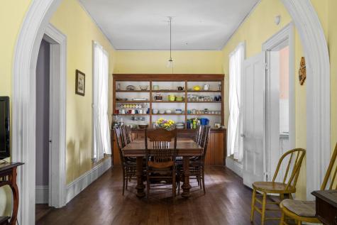 9 Grove Street Boothbay ME 04544