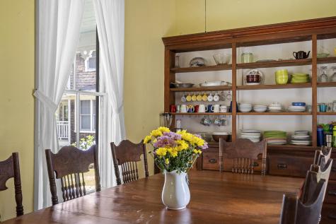 9 Grove Street Boothbay ME 04544
