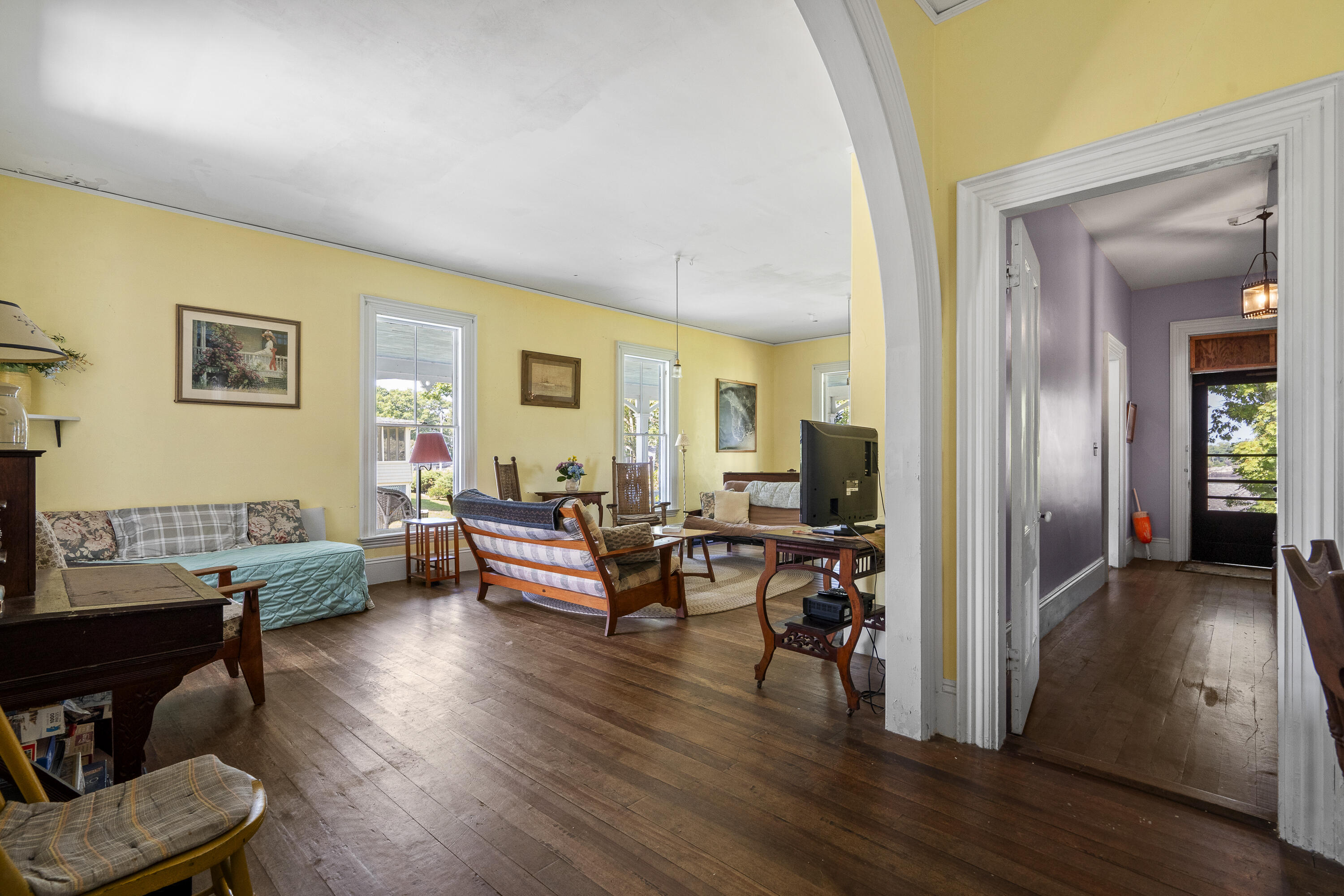 9 Grove Street Boothbay ME 04544