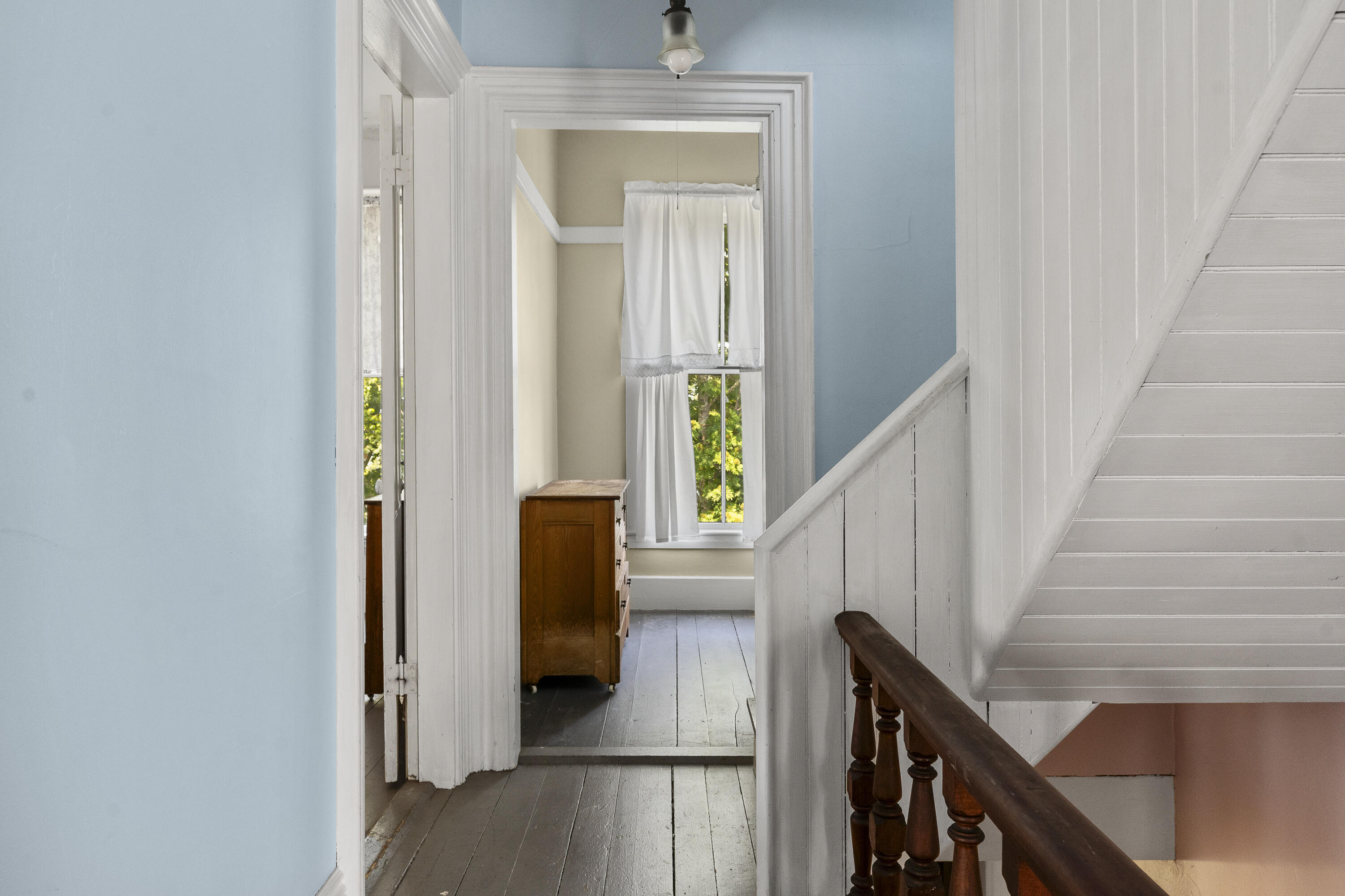 9 Grove Street Boothbay ME 04544