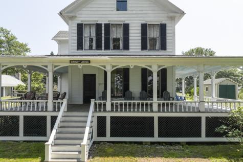 9 Grove Street Boothbay ME 04544