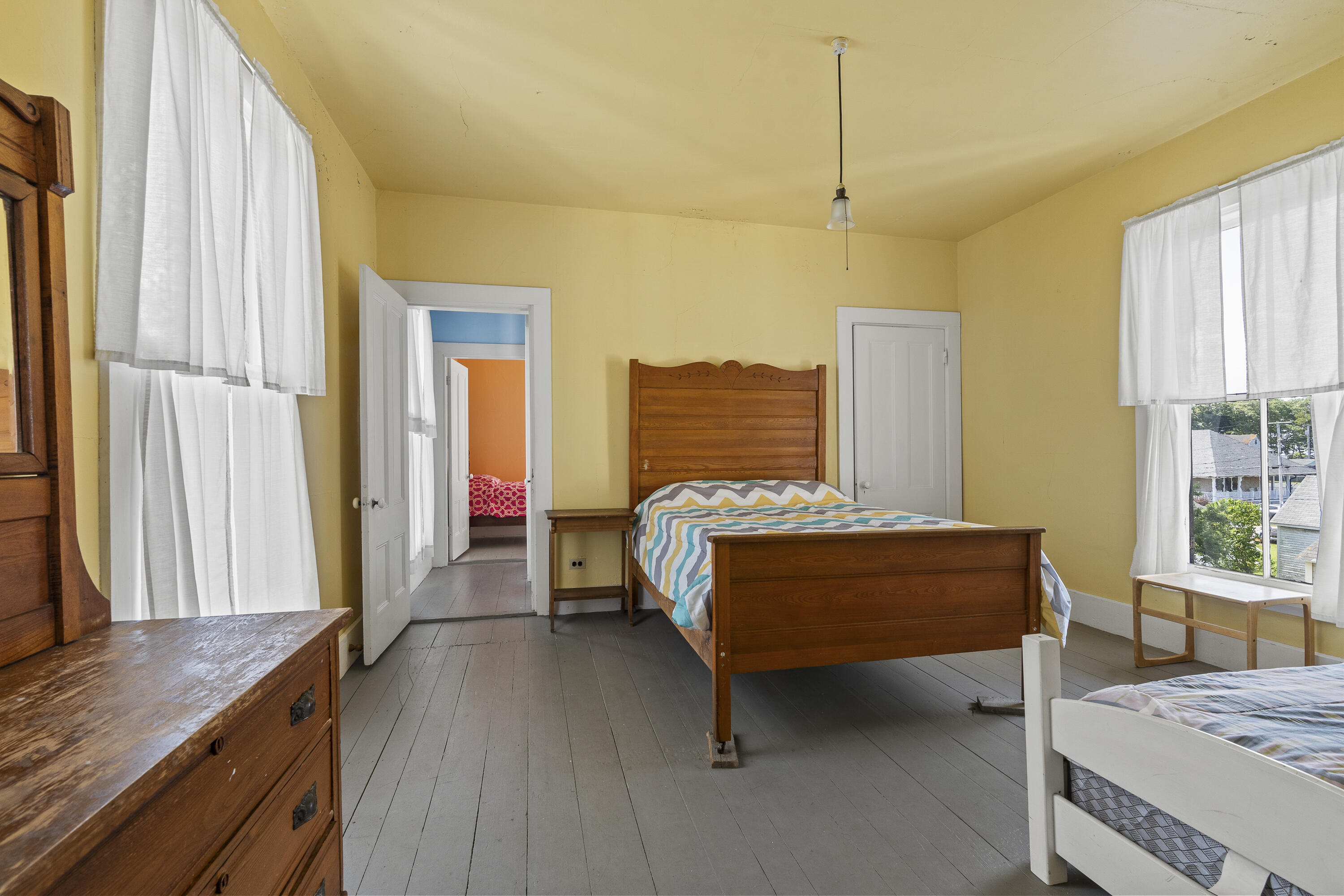 9 Grove Street Boothbay ME 04544