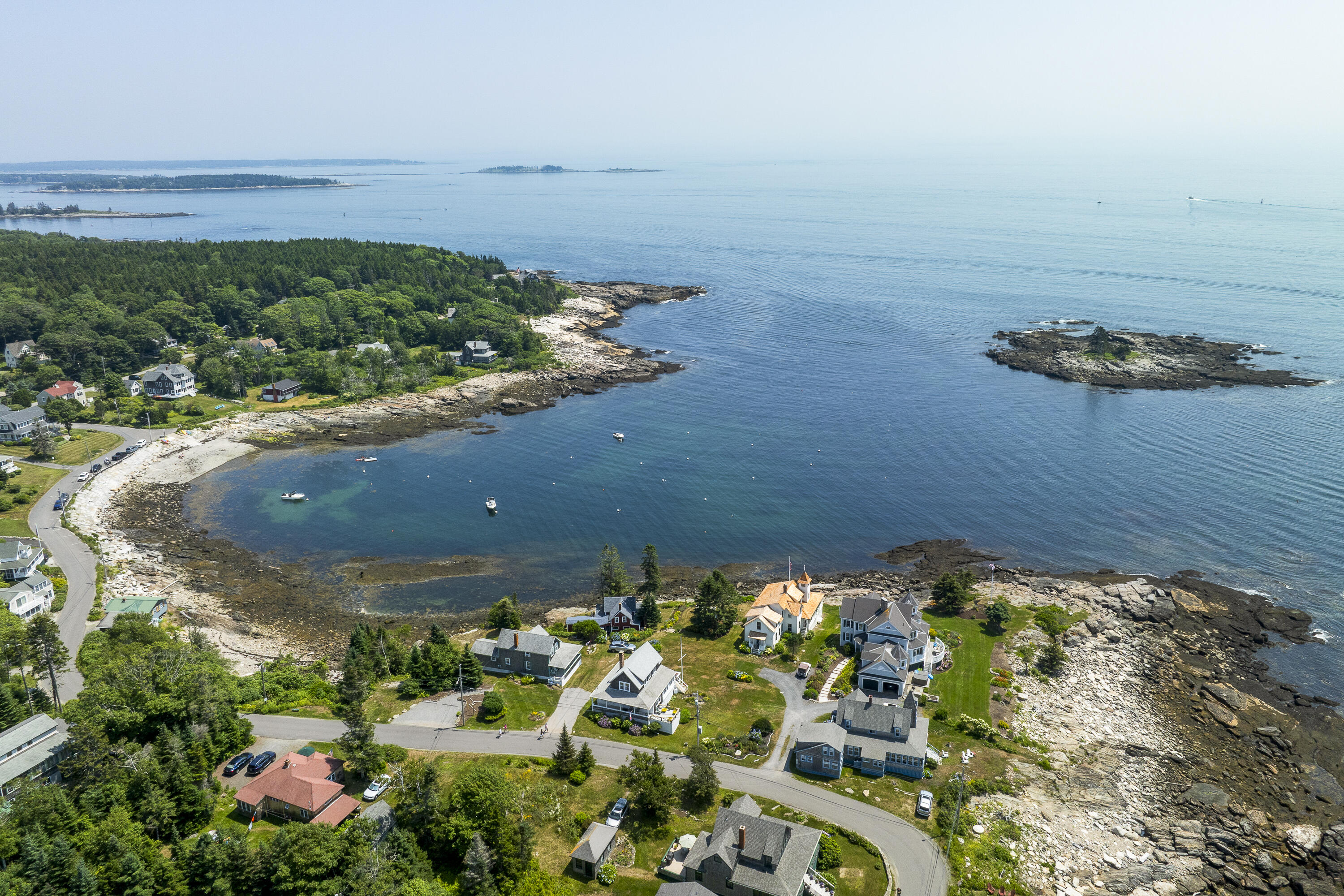 9 Grove Street Boothbay ME 04544