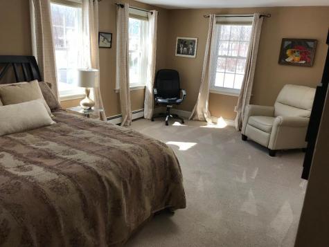 2 Winsome Lea Road Falmouth ME 04105