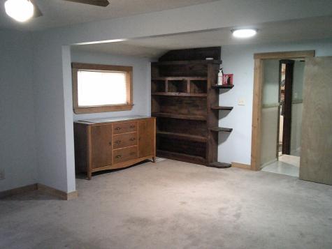 35 Mcintire Road Waterford ME 04088