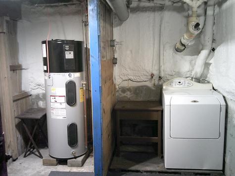 35 Mcintire Road Waterford ME 04088