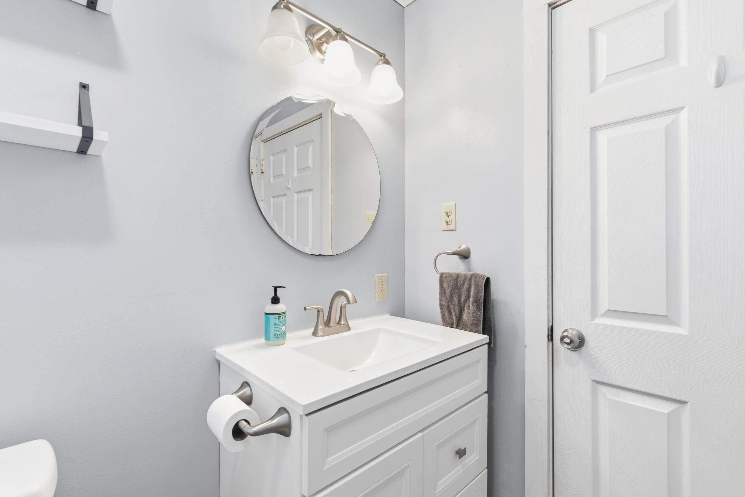 450 Richville Road Standish ME 04084