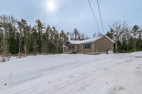 62 Townsend Way Topsham ME 04086