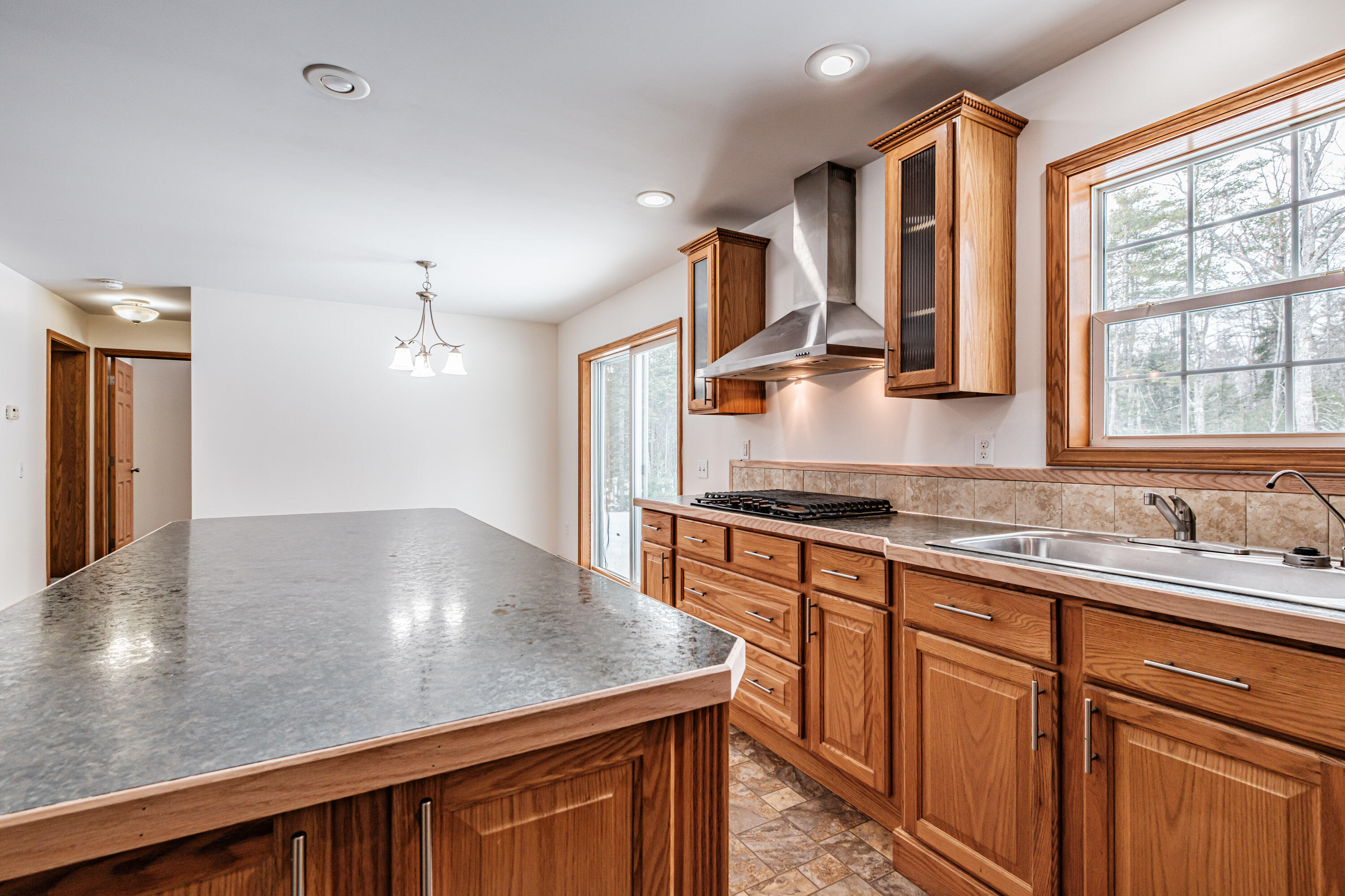 62 Townsend Way Topsham ME 04086