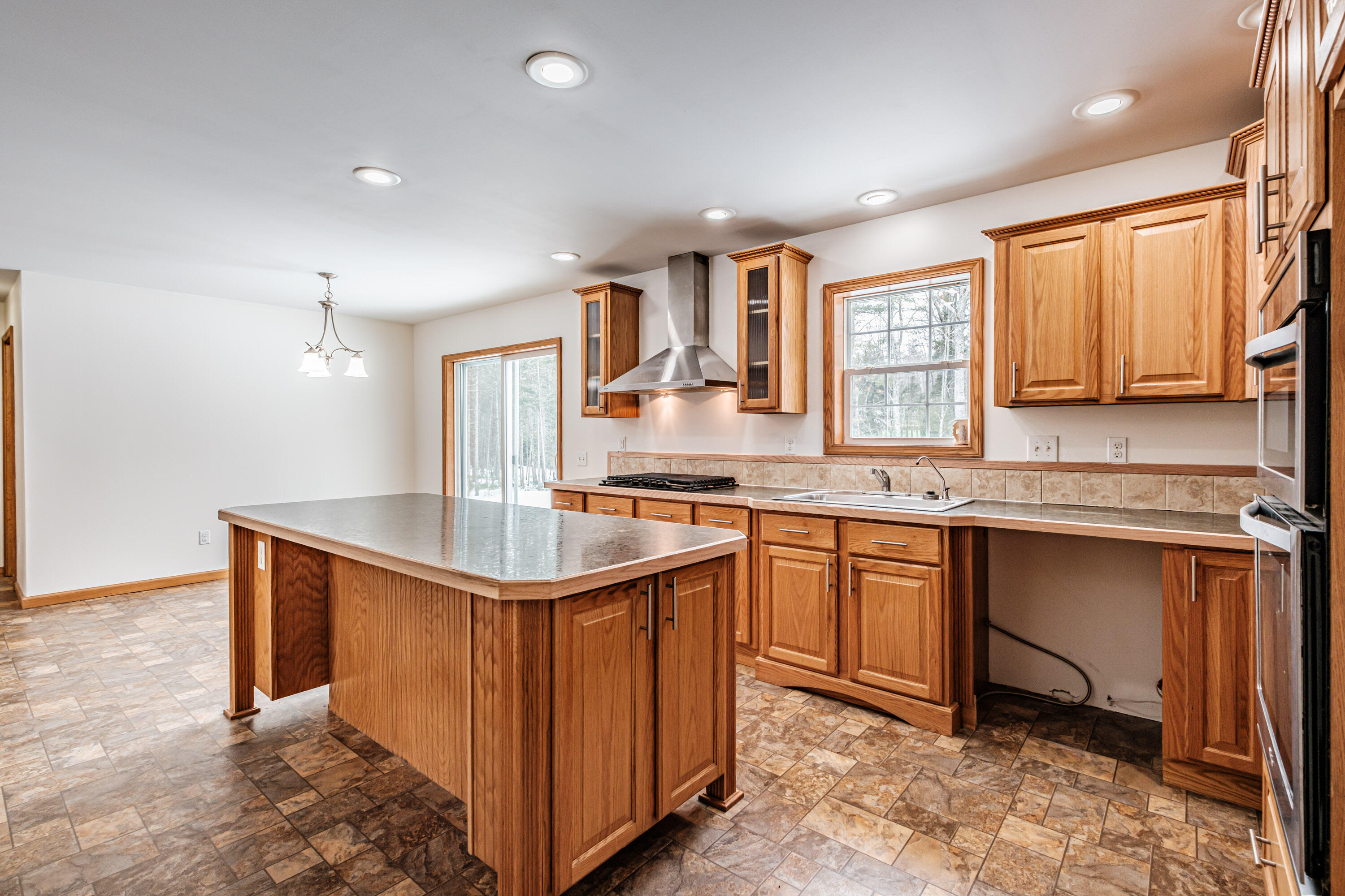 62 Townsend Way Topsham ME 04086