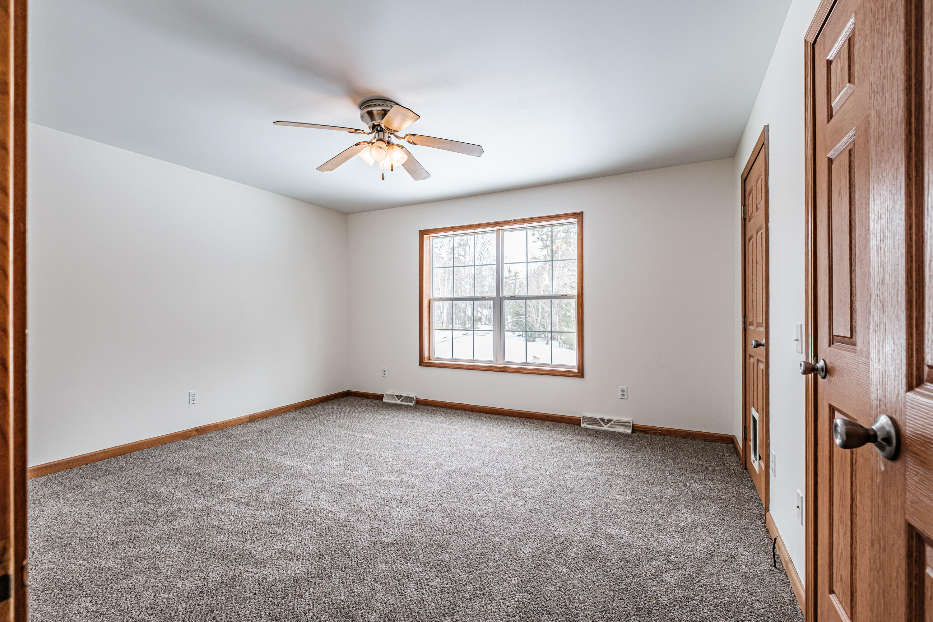 62 Townsend Way Topsham ME 04086