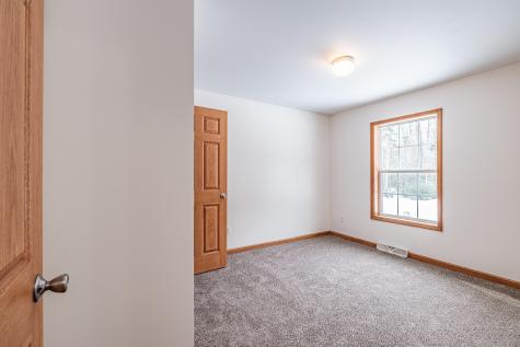 62 Townsend Way Topsham ME 04086