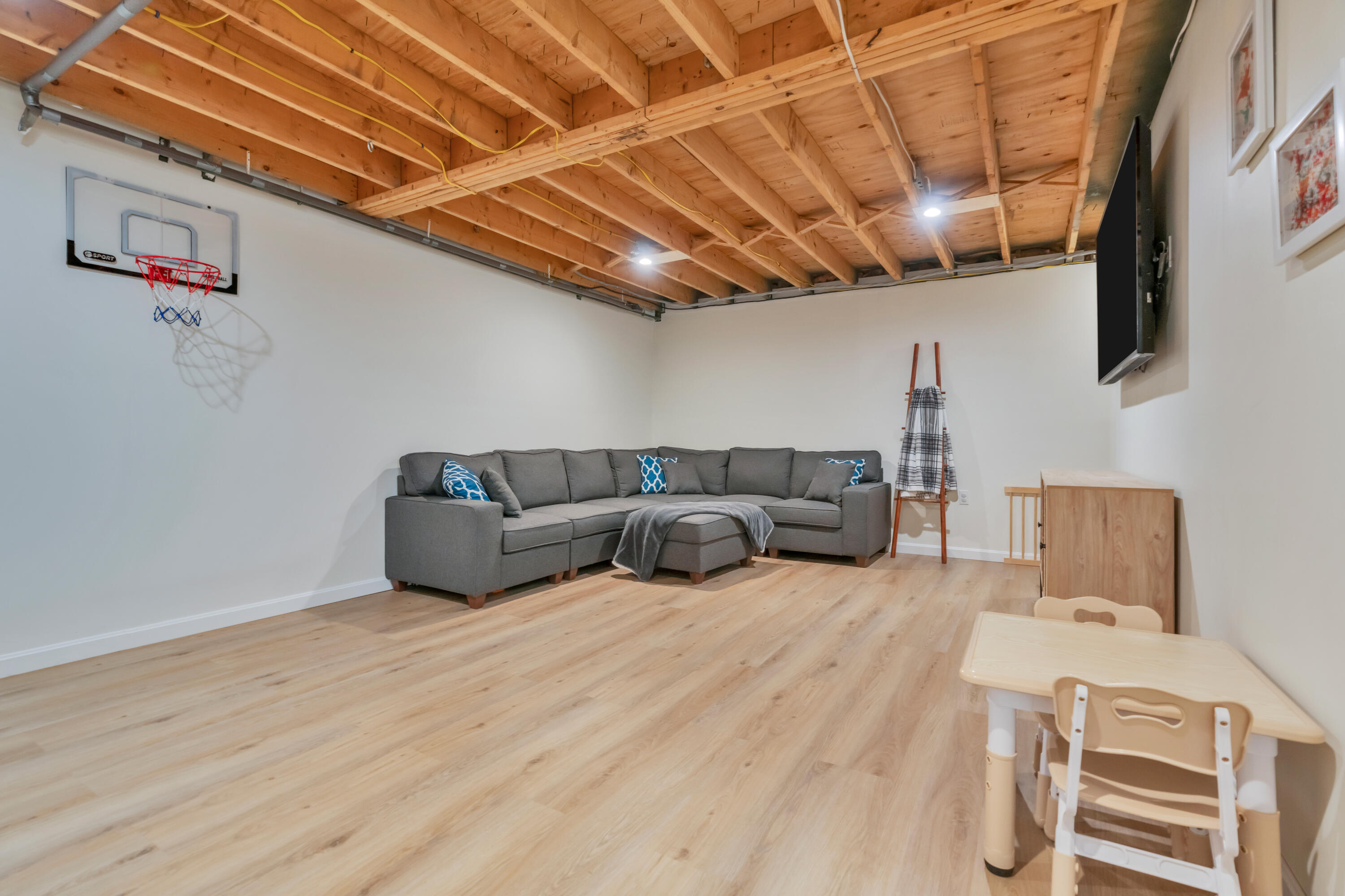 360 River Road Standish ME 04084