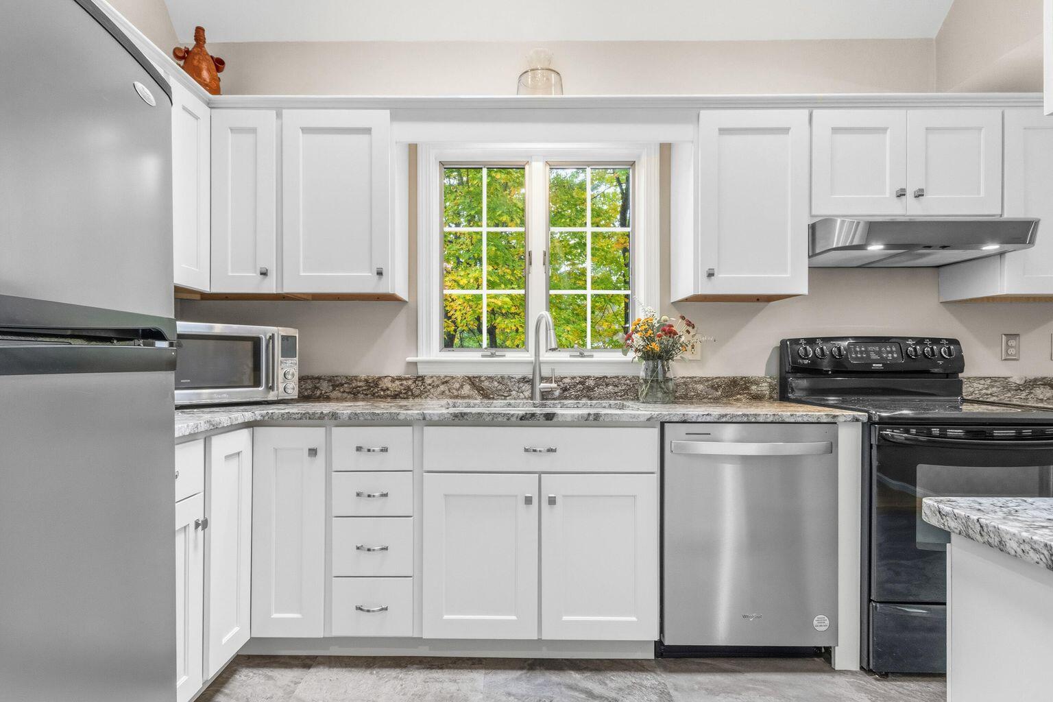 2 Bunker Hill Terrace Scarborough ME 04074