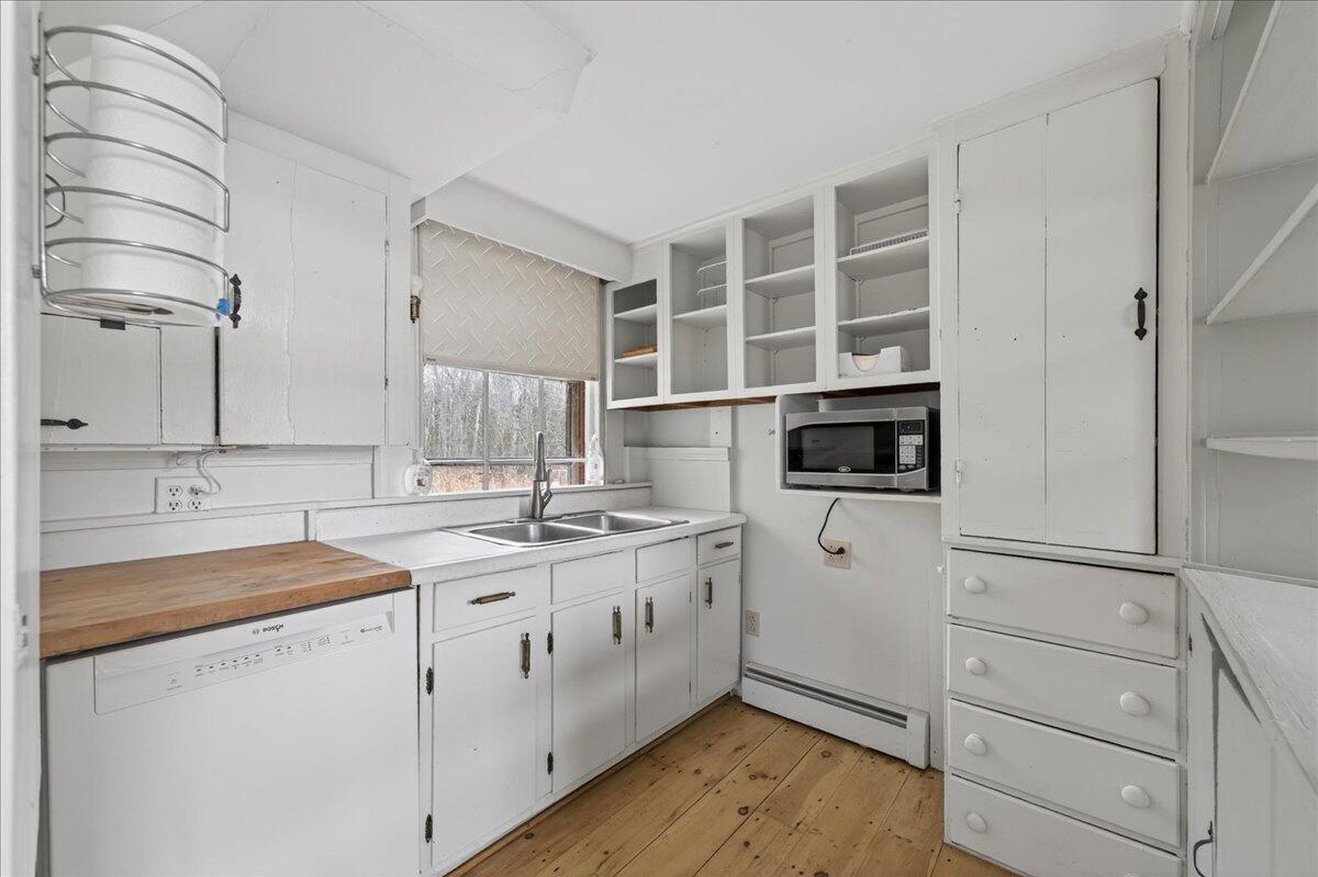 330 E Main Street Searsport ME 04974