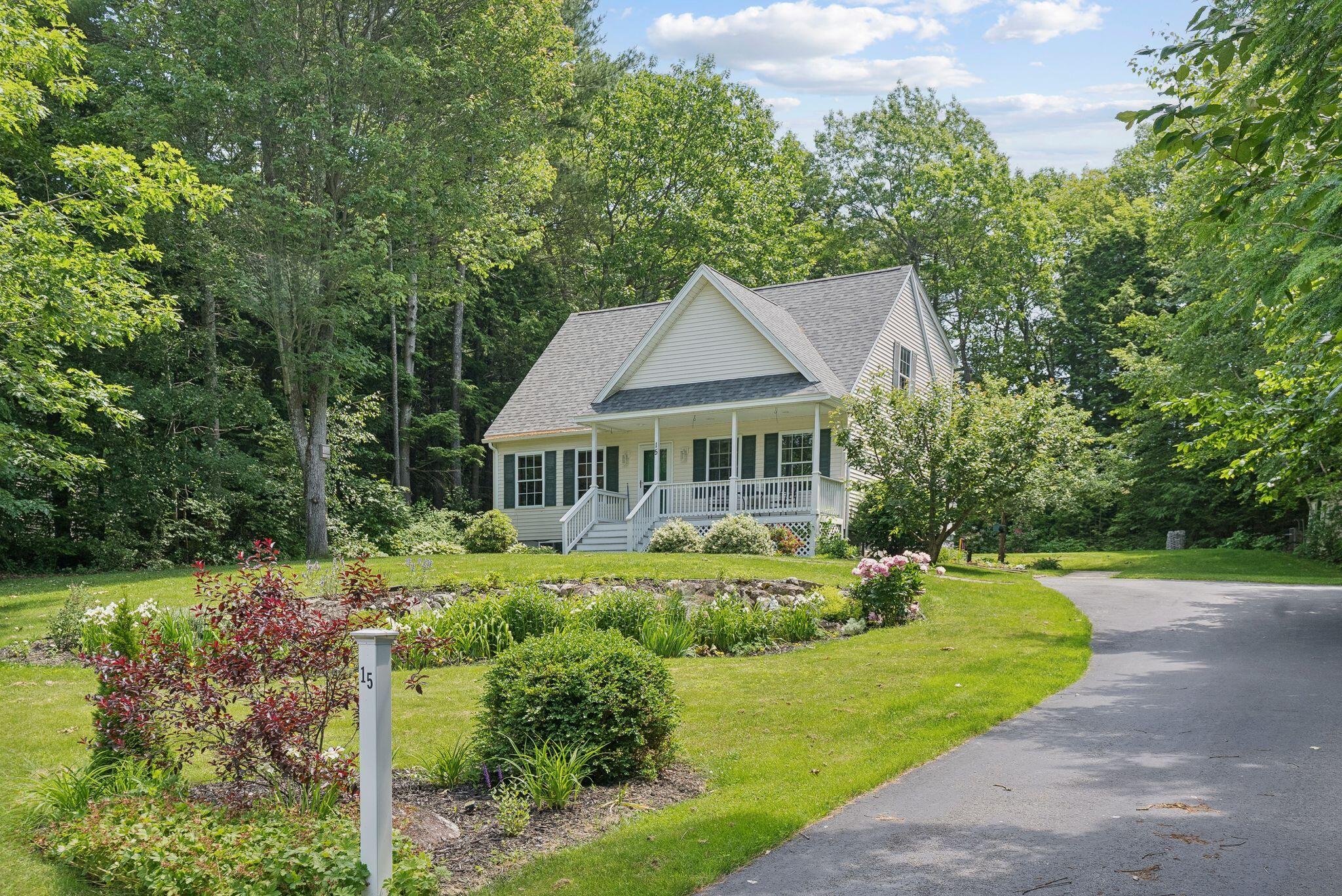 15 Graystone Road Gray ME 04039