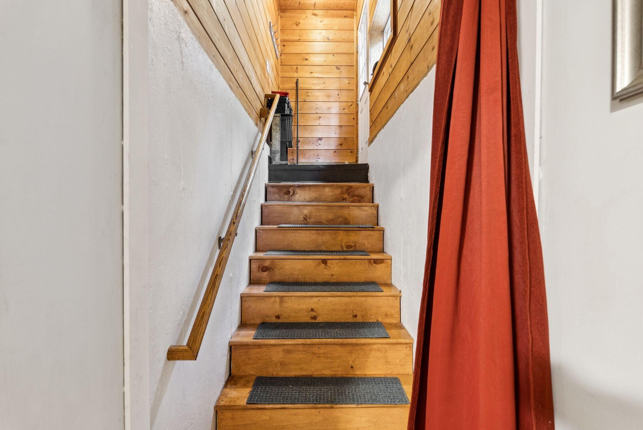 15 Graystone Road Gray ME 04039