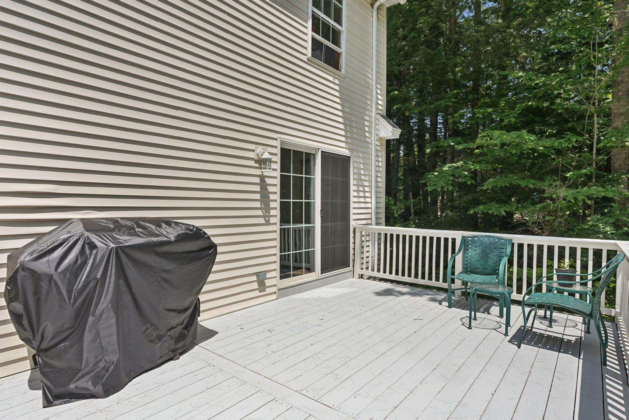 15 Graystone Road Gray ME 04039