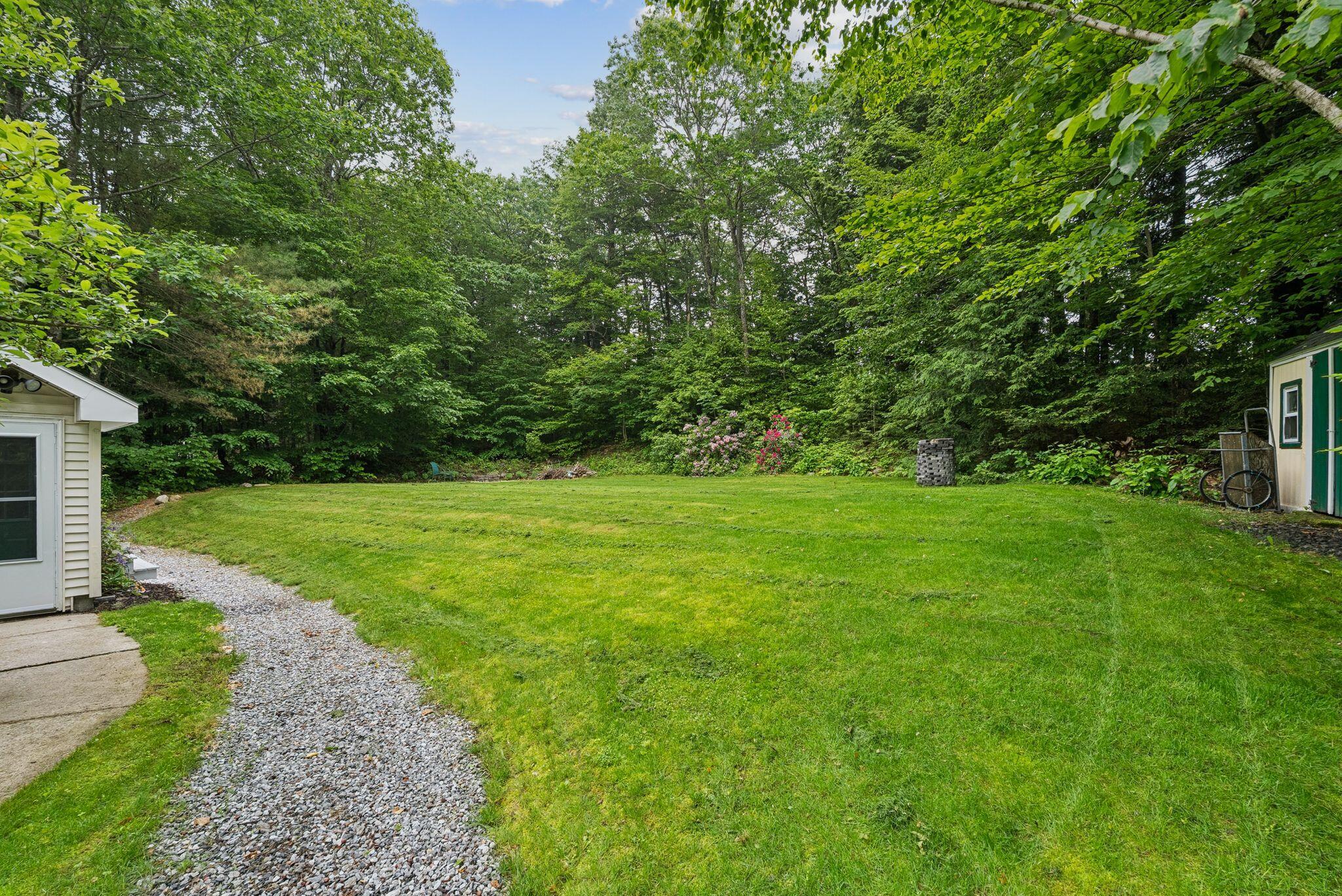 15 Graystone Road Gray ME 04039