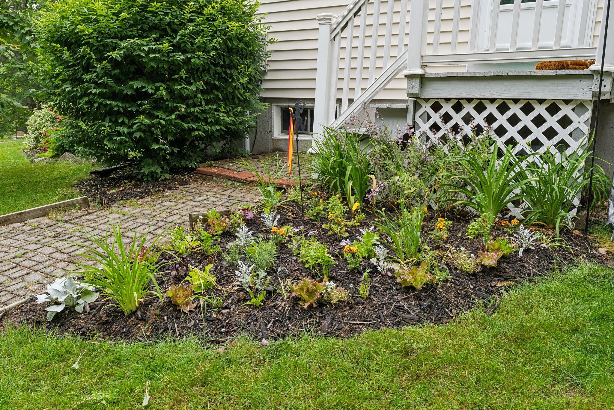 15 Graystone Road Gray ME 04039