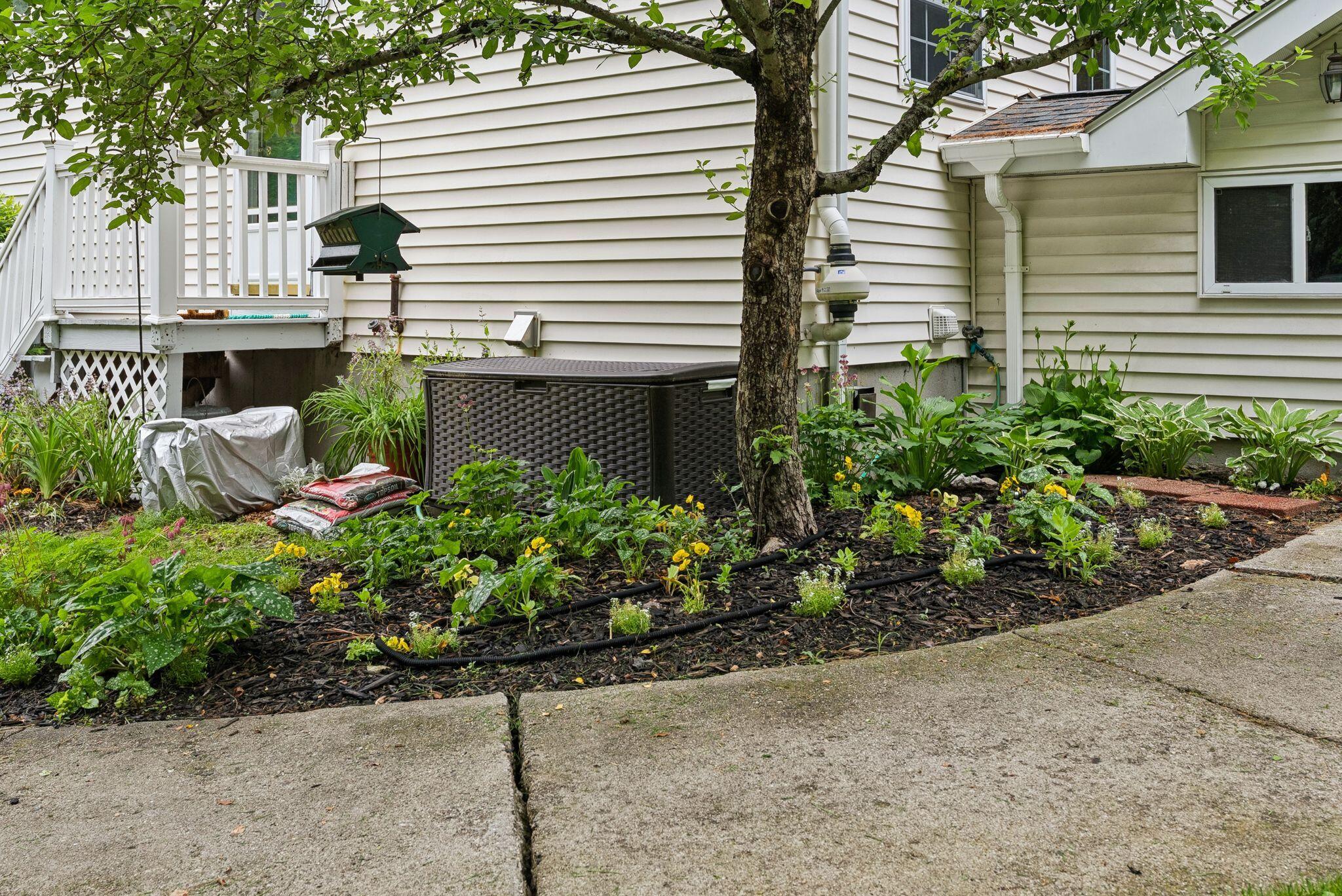 15 Graystone Road Gray ME 04039