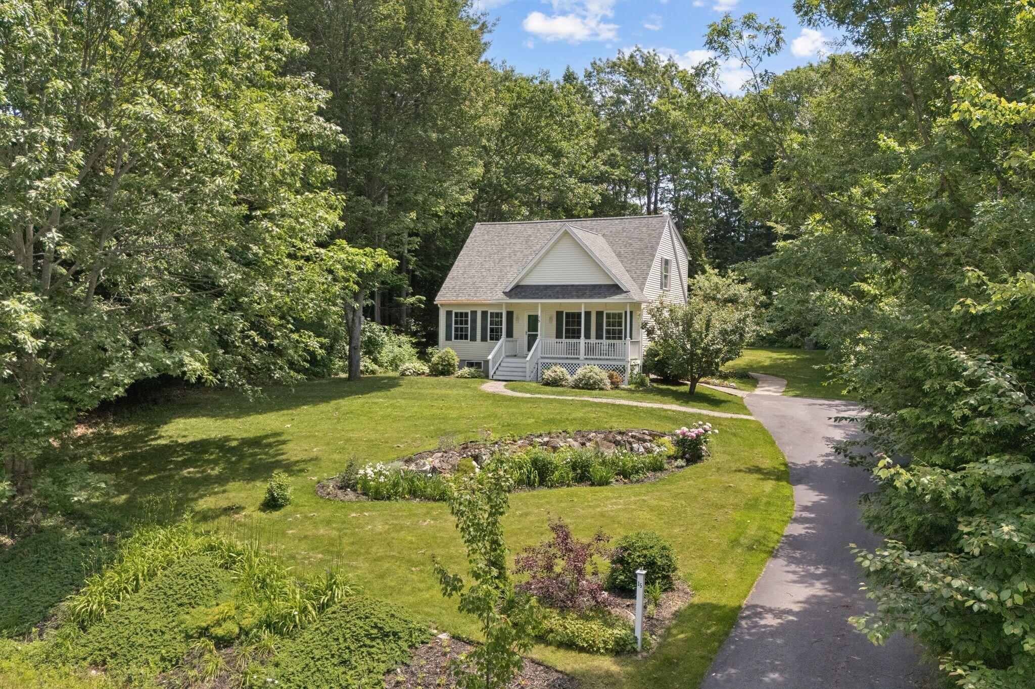 15 Graystone Road Gray ME 04039