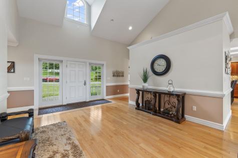 27 Rejane Avenue Lewiston ME 04240